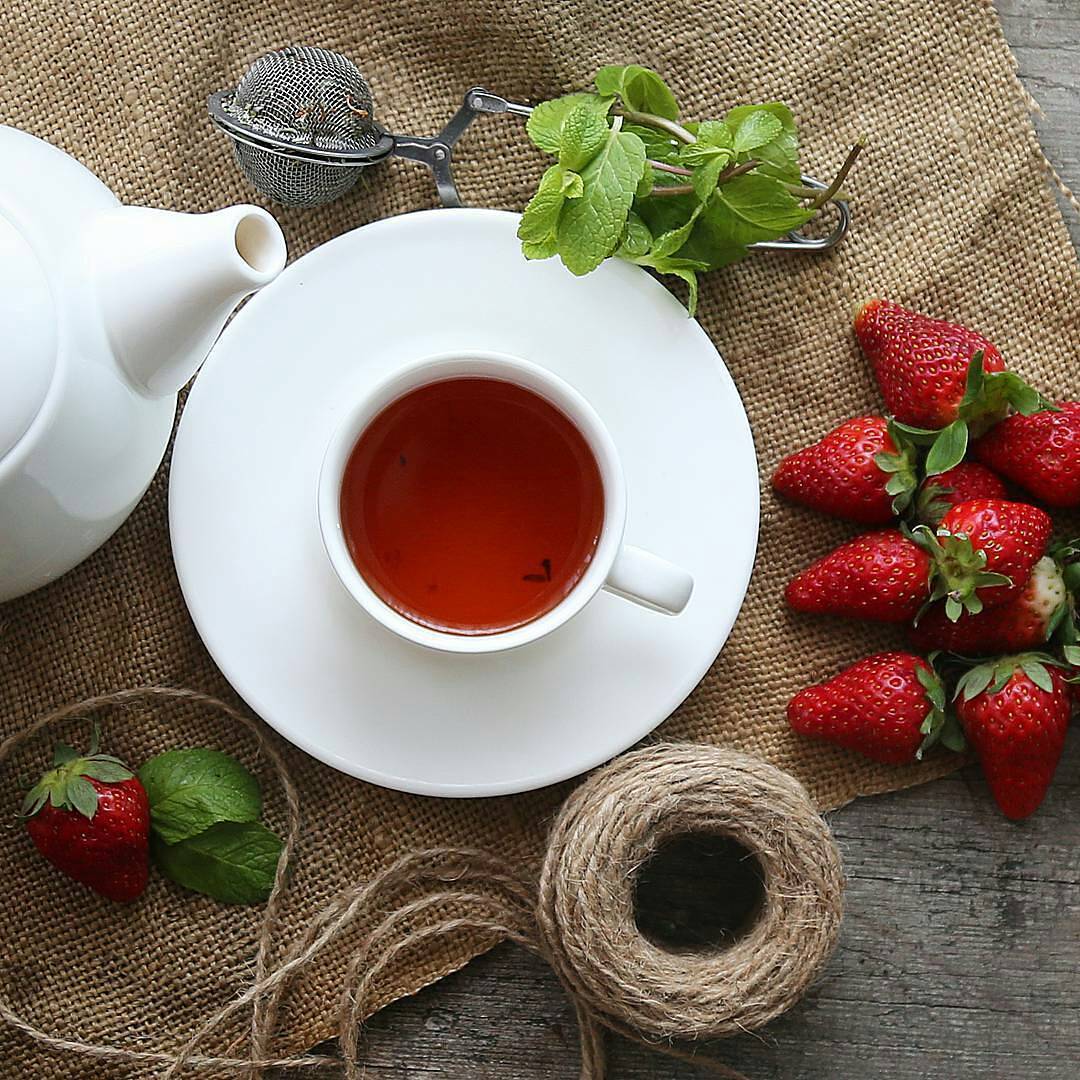 white ceramic tea set
